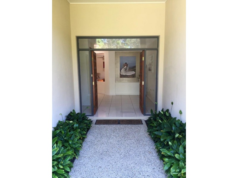 2 Fernleaf Court, Currimundi QLD 4551