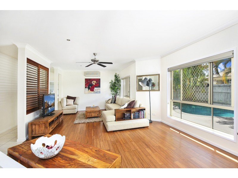 2 Fernleaf Court, Currimundi QLD 4551