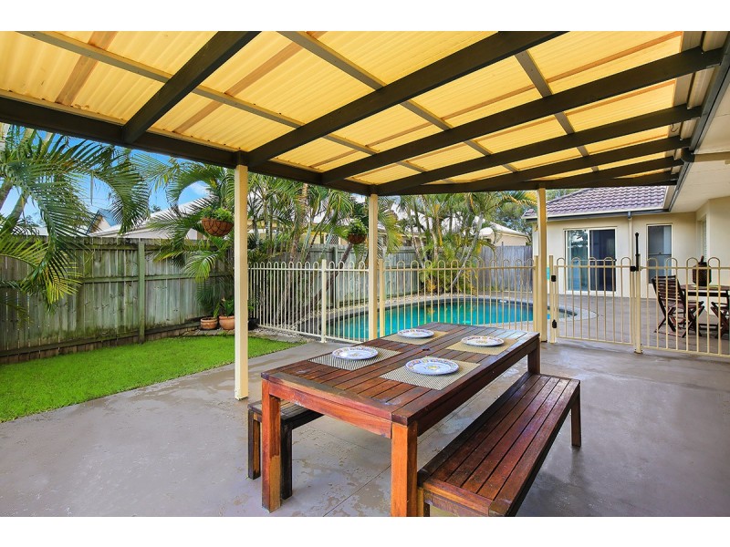 2 Fernleaf Court, Currimundi QLD 4551