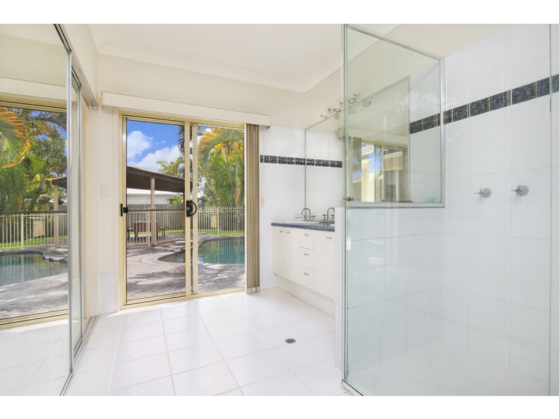 2 Fernleaf Court, Currimundi QLD 4551