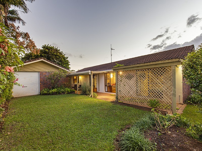 18 Tindale Avenue, Buderim QLD 4556