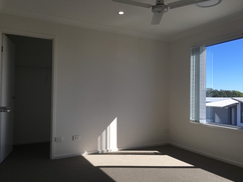 L1035 Kite Street, Mountain Creek QLD 4557