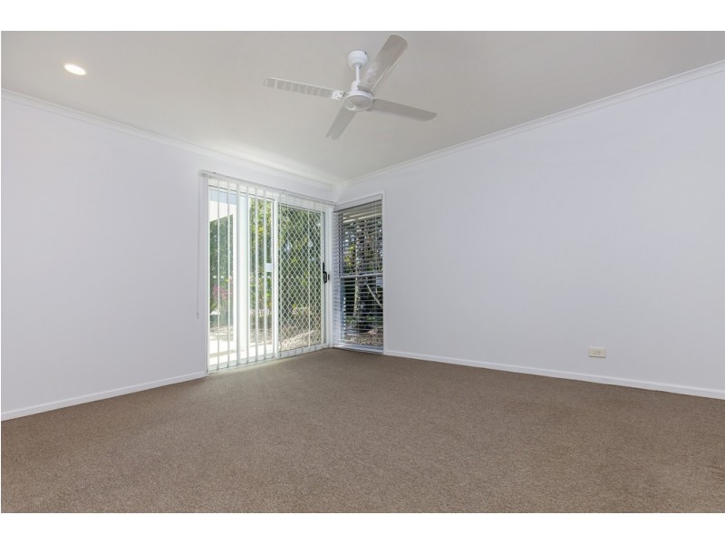 1/16 Lakeshore Avenue, Buderim QLD 4556