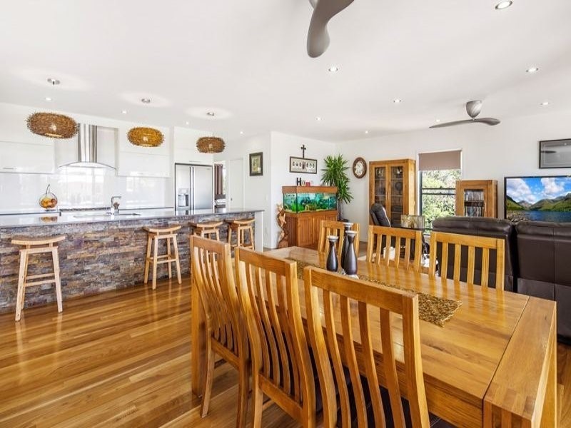 90 Dixon Road, Buderim QLD 4556