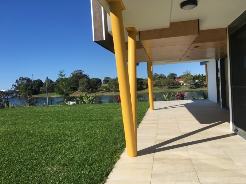 1 Fiji Court, Kawana Island QLD 4575