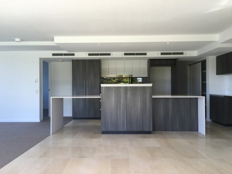1 Fiji Court, Kawana Island QLD 4575