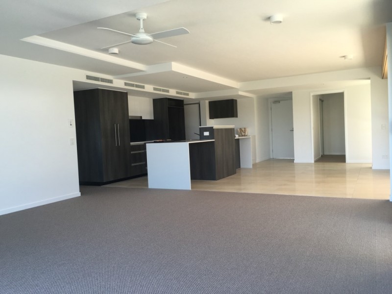 1 Fiji Court, Kawana Island QLD 4575