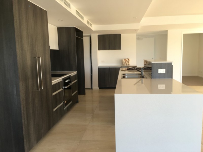 1 Fiji Court, Kawana Island QLD 4575