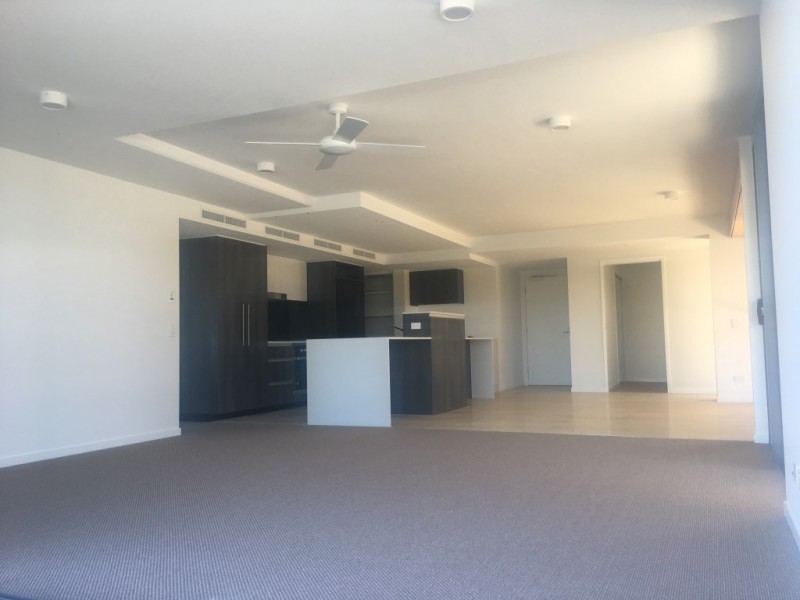 1 Fiji Court, Kawana Island QLD 4575