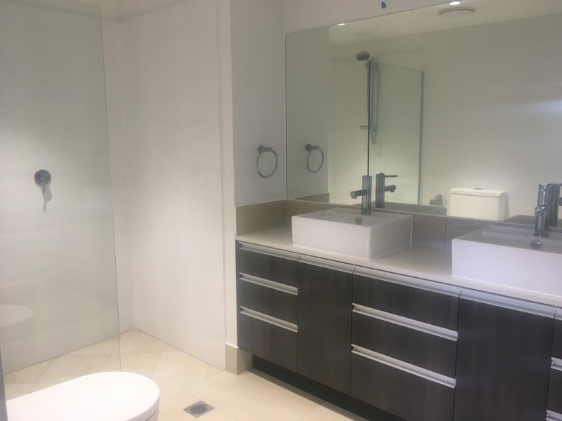 1 Fiji Court, Kawana Island QLD 4575
