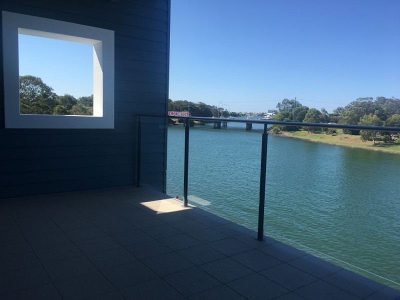 1 Fiji Court, Kawana Island QLD 4575