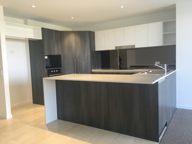 1 Fiji Court, Kawana Island QLD 4575