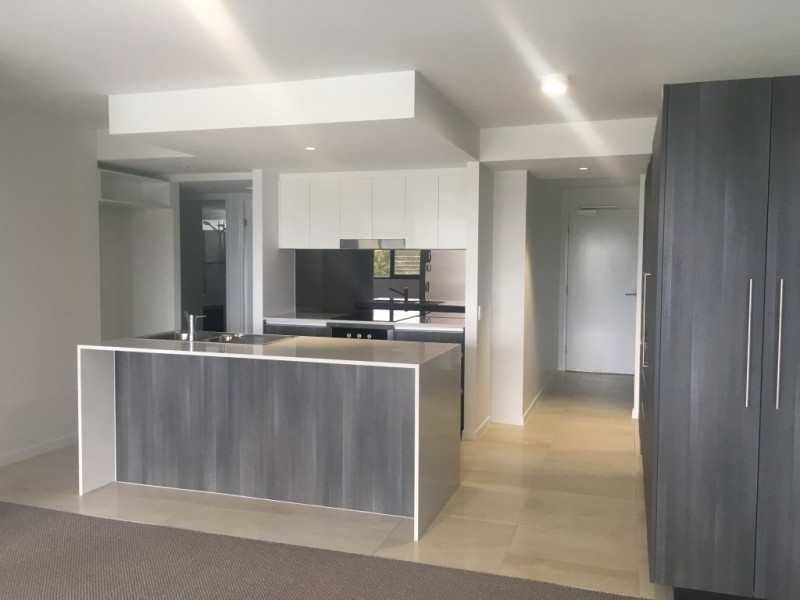 1 Fiji Court, Kawana Island QLD 4575