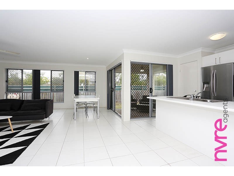 17 Rundle Circuit, Narangba QLD 4504