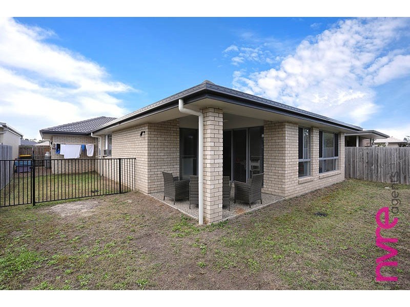 17 Rundle Circuit, Narangba QLD 4504