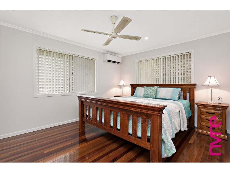 24 Cotswold Street, Morayfield QLD 4506
