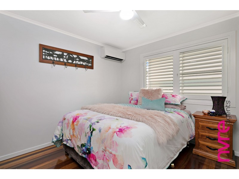 24 Cotswold Street, Morayfield QLD 4506
