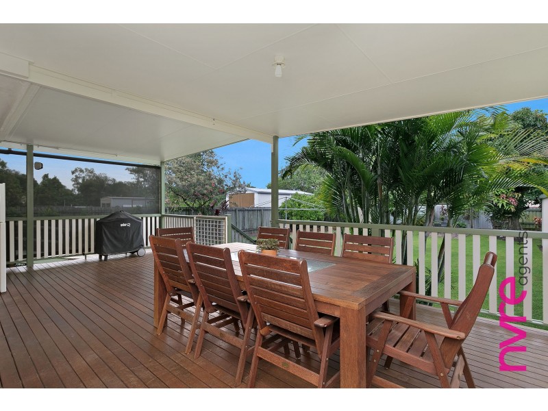 24 Cotswold Street, Morayfield QLD 4506