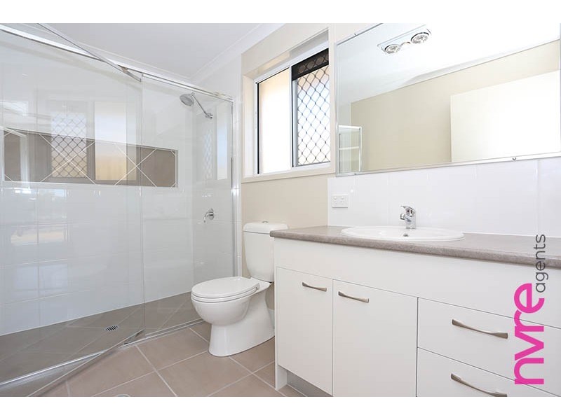35 Greenhaven Circuit, Narangba QLD 4504