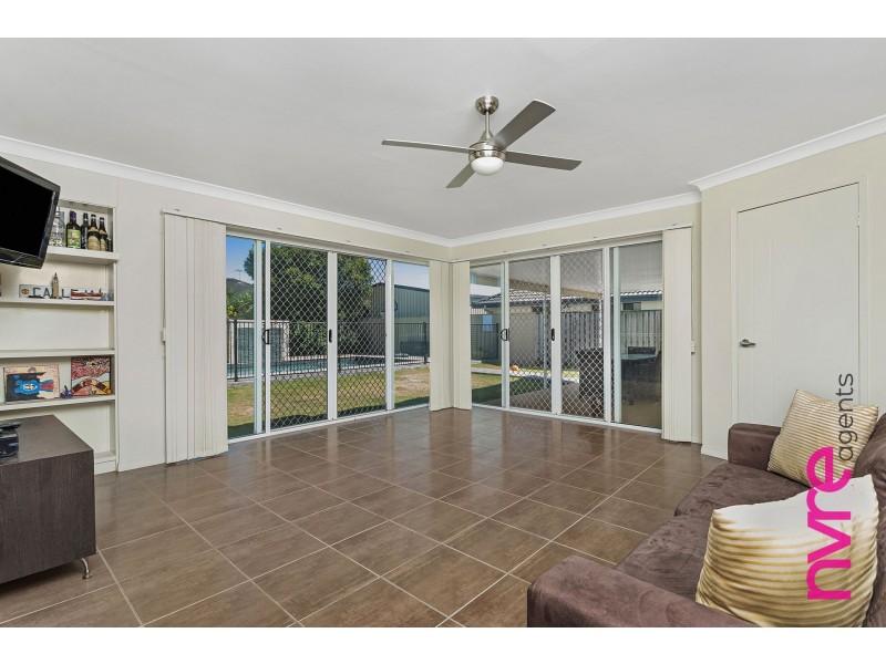 16 Gerygone Court, Narangba QLD 4504