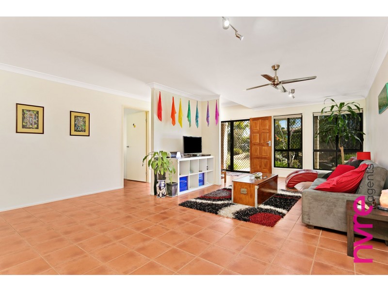 16 Baroon Place, Narangba QLD 4504