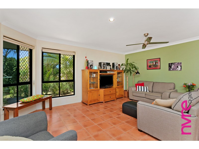 16 Baroon Place, Narangba QLD 4504