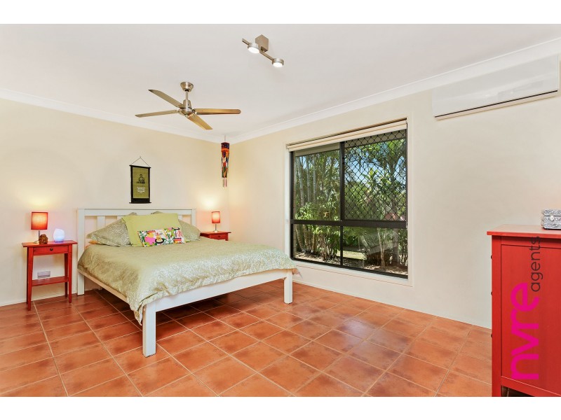 16 Baroon Place, Narangba QLD 4504