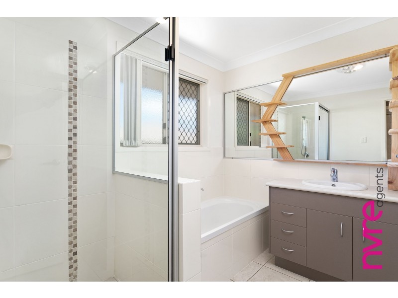 11 Lennon Boulevard, Narangba QLD 4504