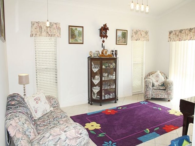 27 Maidenhair Drive, Narangba QLD 4504