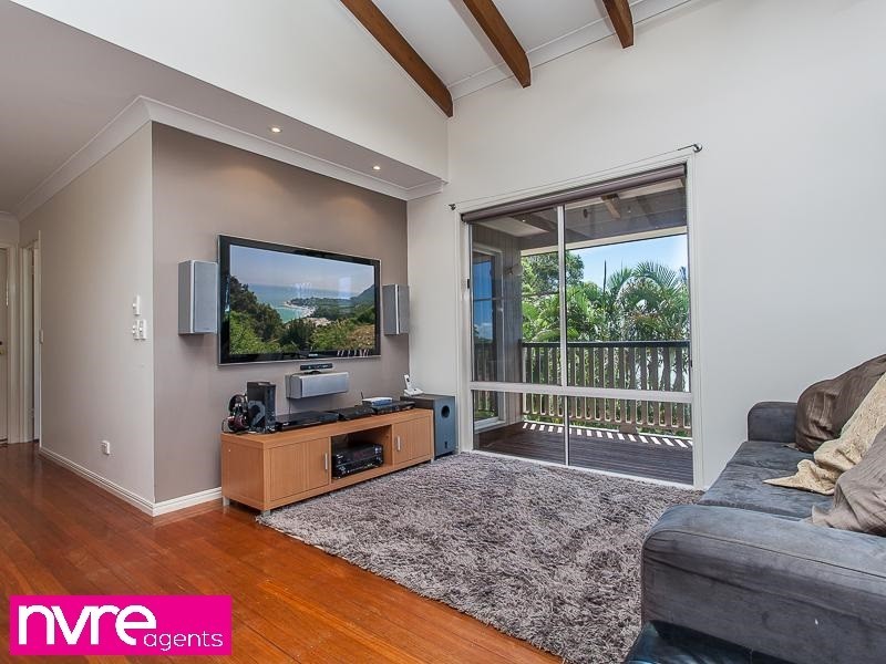 1198 Oakey Flat Road, Narangba QLD 4504