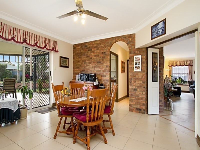 15 White Cedar Place, Narangba QLD 4504