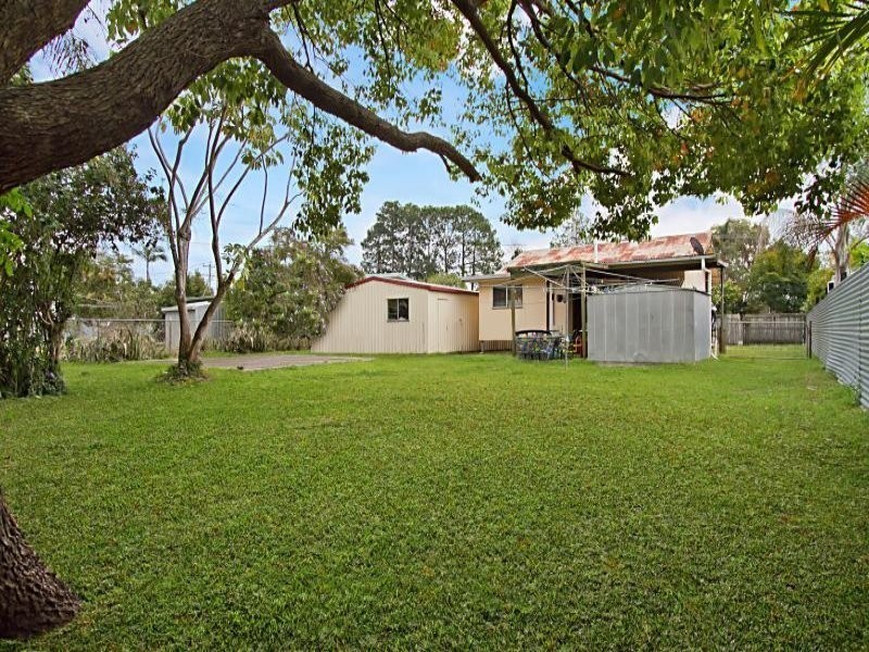 73 Pumicestone Road, Caboolture QLD 4510