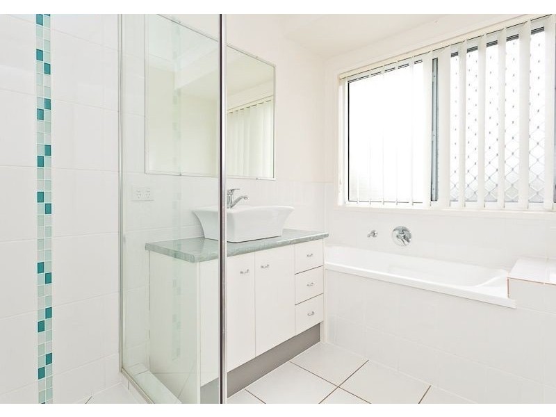 2 Lilly Anna Lane, Narangba QLD 4504