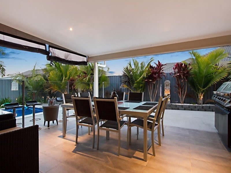 12 Creekside Drive, Narangba QLD 4504