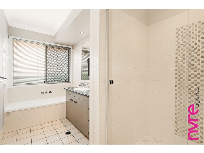 10 Guinea Crescent, Narangba QLD 4504