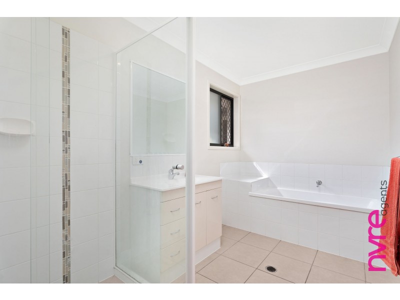 25 Merion Crescent, North Lakes QLD 4509