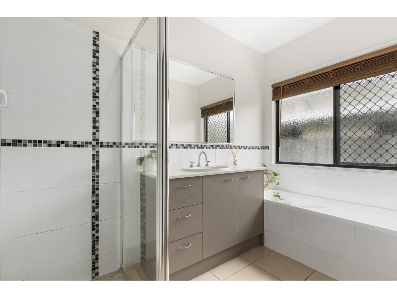 62 River Oak Way, Narangba QLD 4504