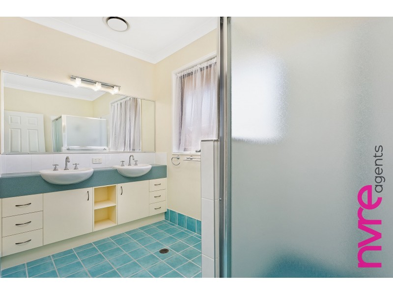 3 Greenlinks Crescent, Narangba QLD 4504