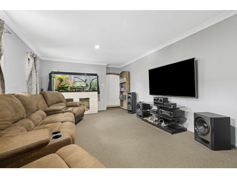 99 Bridges Road, Morayfield QLD 4506
