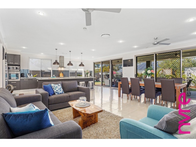 8 Firewheel Place, Narangba QLD 4504