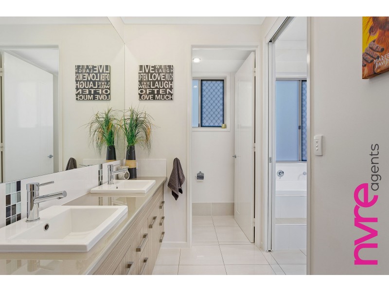 8 Firewheel Place, Narangba QLD 4504