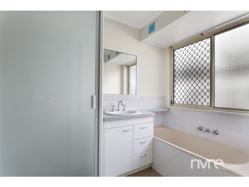 4 Hemlock Court, Narangba QLD 4504