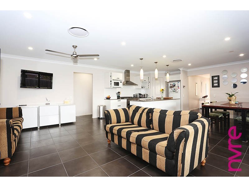 13 Wedgetail Circuit, Narangba QLD 4504