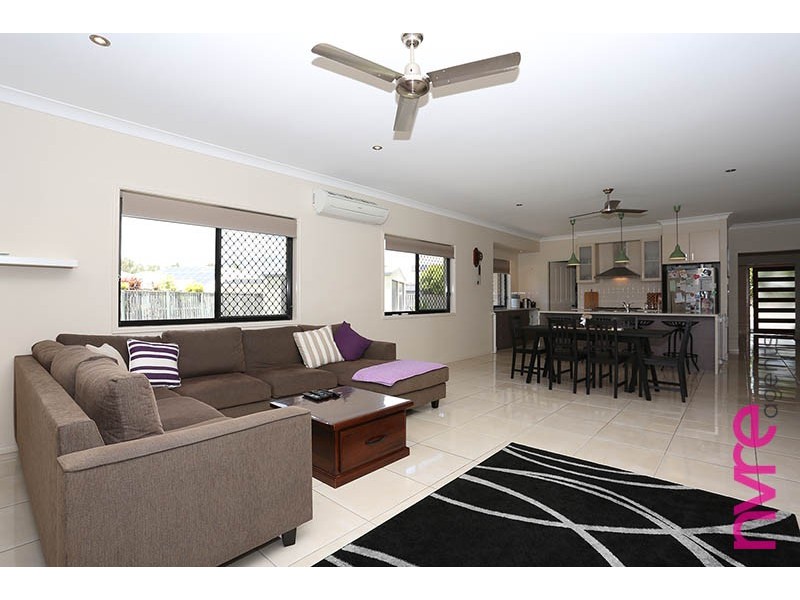 6 Crinum Court, Narangba QLD 4504