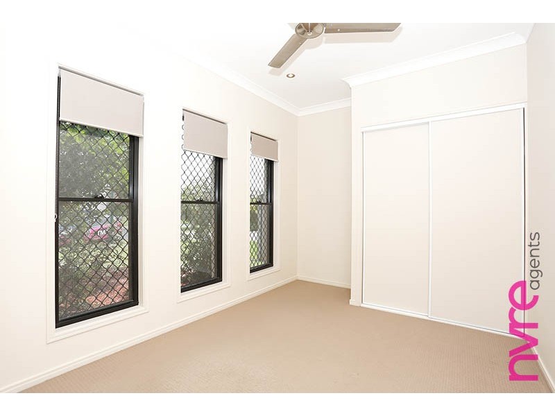6 Crinum Court, Narangba QLD 4504
