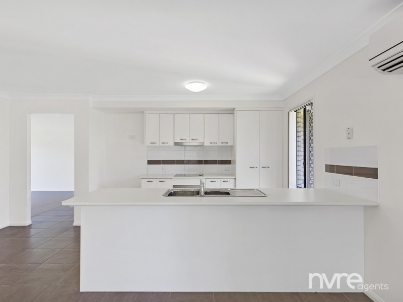 11 Desmond Street, Narangba QLD 4504