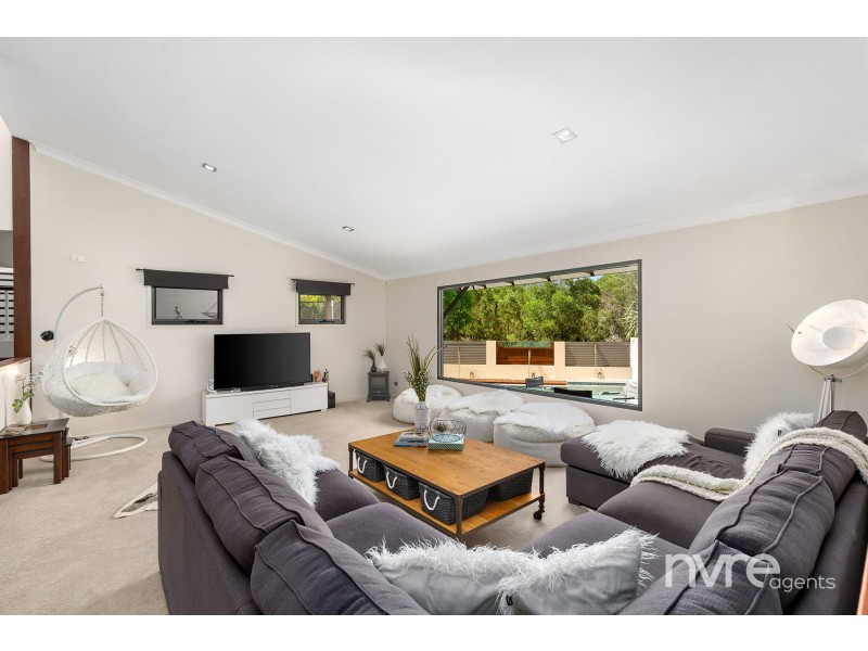 1 Fantail Crescent, Mango Hill QLD 4509