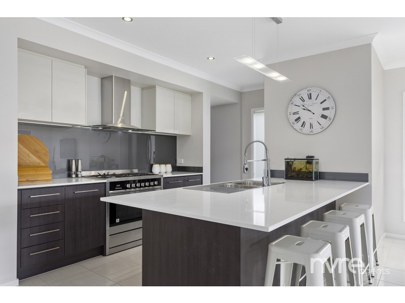 36 Morfontaine Street, North Lakes QLD 4509