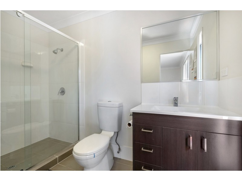 1/22 Lennon Boulevard, Narangba QLD 4504