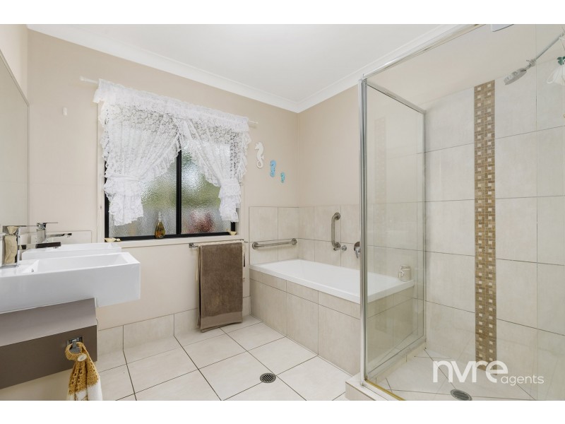 1 Wedgetail Circuit, Narangba QLD 4504